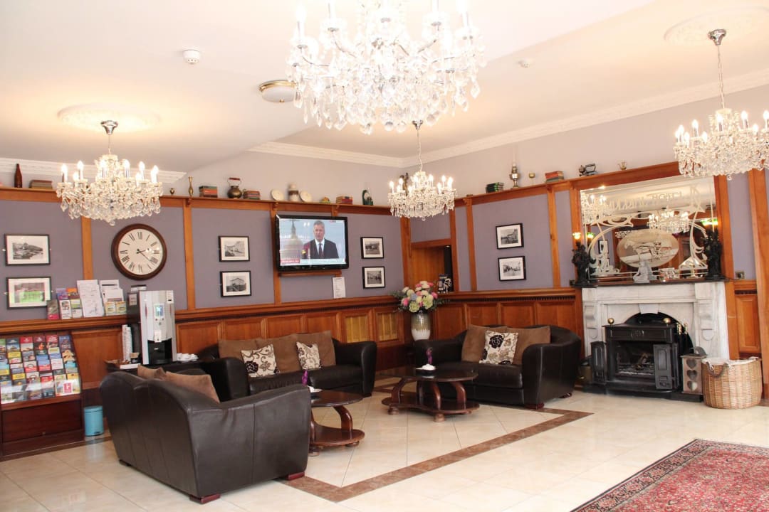 Lobby Imperial Hotel
