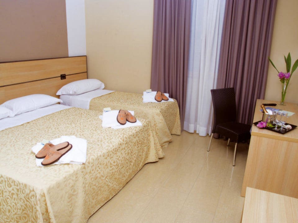 Triple Hotel Nelton