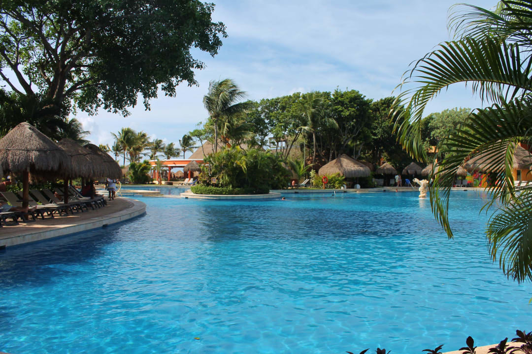 Pool Iberostar Waves Quetzal