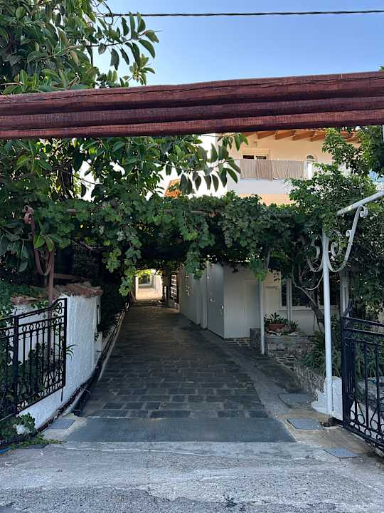 Außenansicht HARPIN Happy Days Beach Hotel