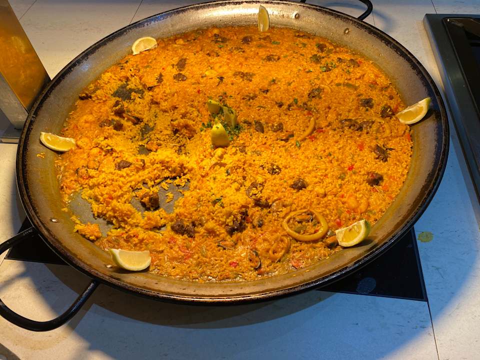 Gastro BQ Belvedere Hotel