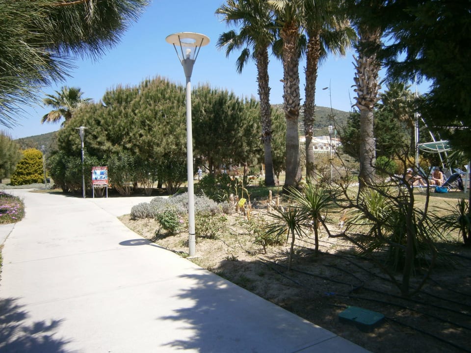 Weg zum Strand Aqua Fantasy Aquapark Hotel & Spa