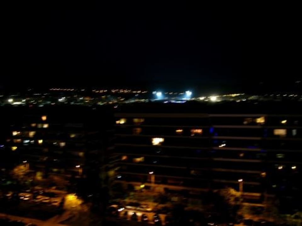 Nachts Makedonia Palace