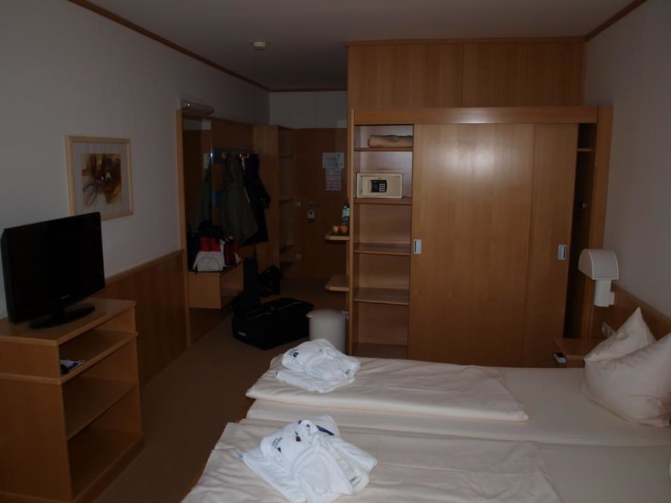 Zimmer im Nordtrakt Heilthermen Resort Bad Waltersdorf