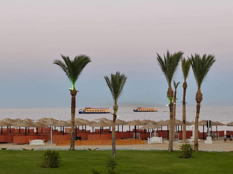 Außenansicht Pickalbatros Palace Hotel-Port Ghalib