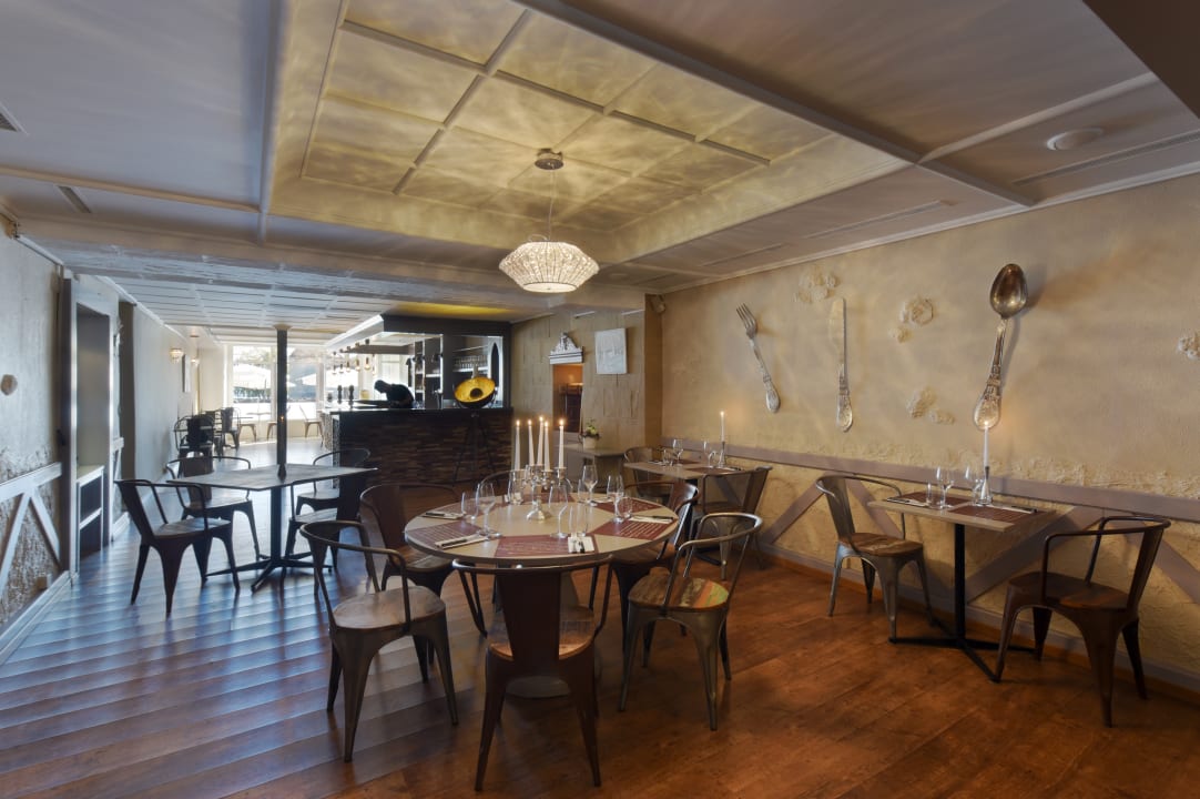 Gastro L HÔTEL by Hostellerie du Château