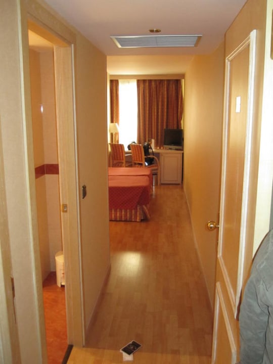 Blick ins Zimmer 110 Hotel Luze Castellana