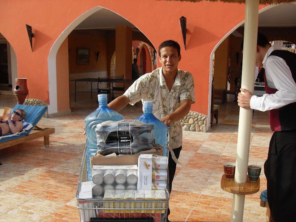 Getränkeservice Pickalbatros Alf Leila Wa Leila Resort - Neverland Hurghada