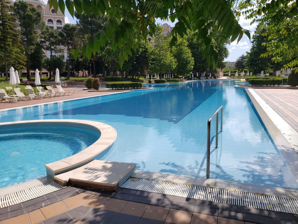 Pool Sunny Dream Family Apartment