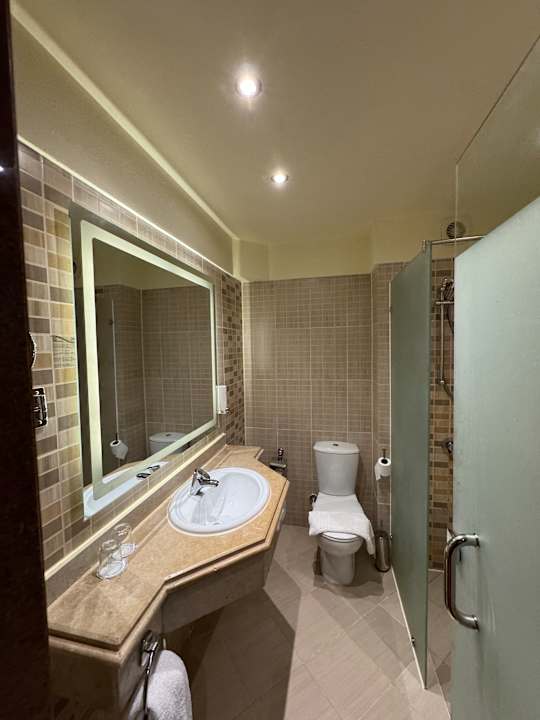 Zimmer Three Corners Sea Beach Resort