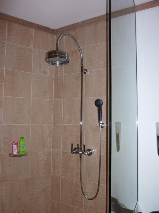 Ein Traum einer Dusche Mirihi Island Resort