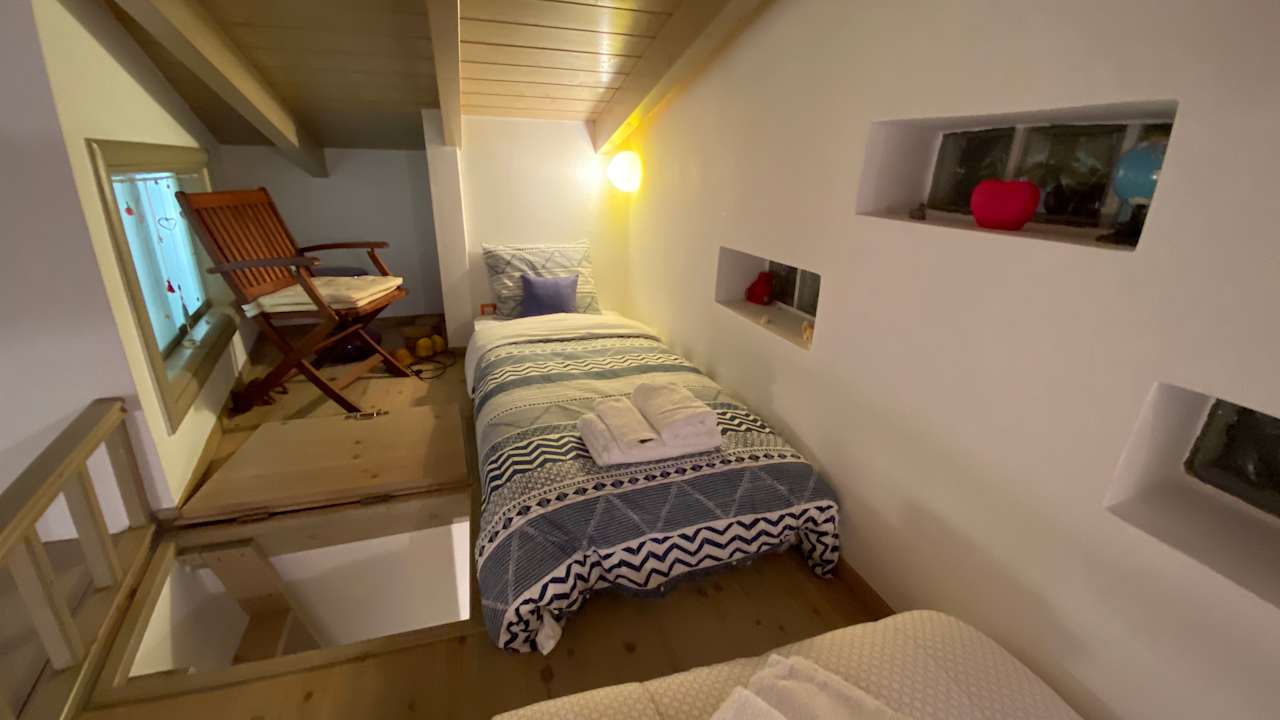 Zimmer Patras Luxury Seaside House