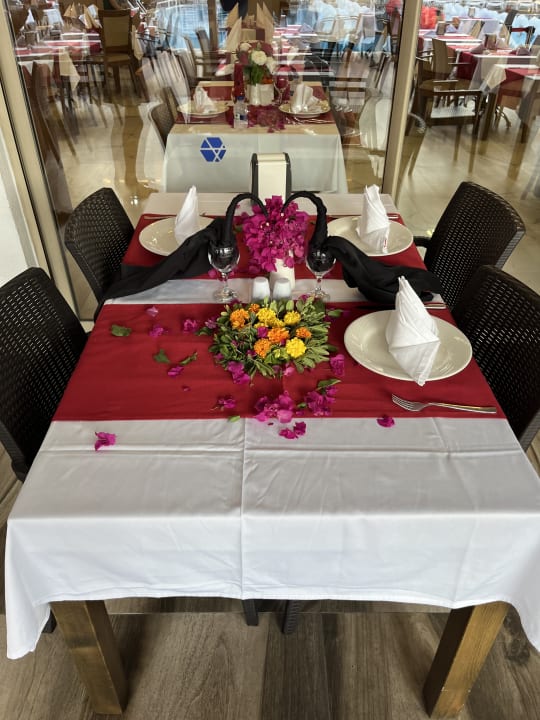 Gastro Side Aquamarin Resort & Spa