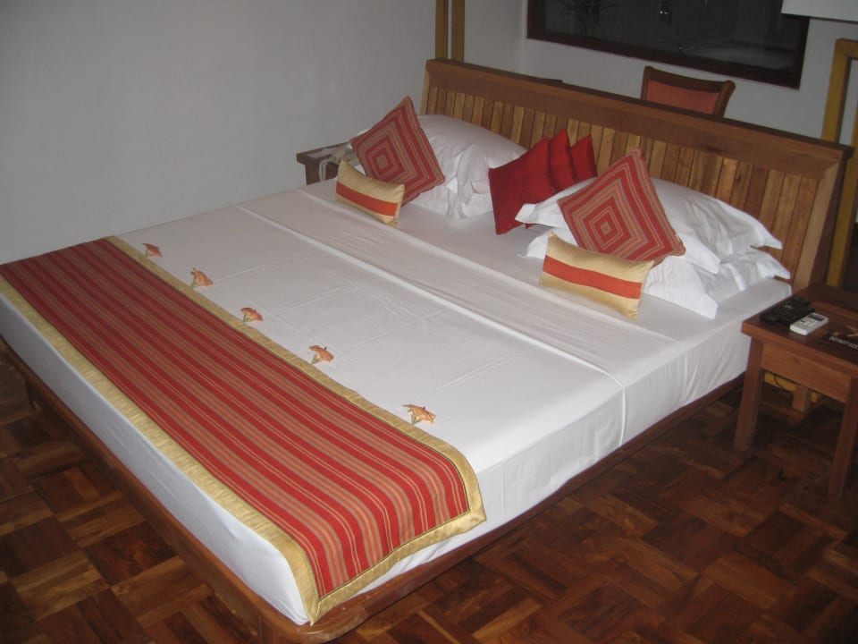 Bett NH Collection Maldives Reethi Resort