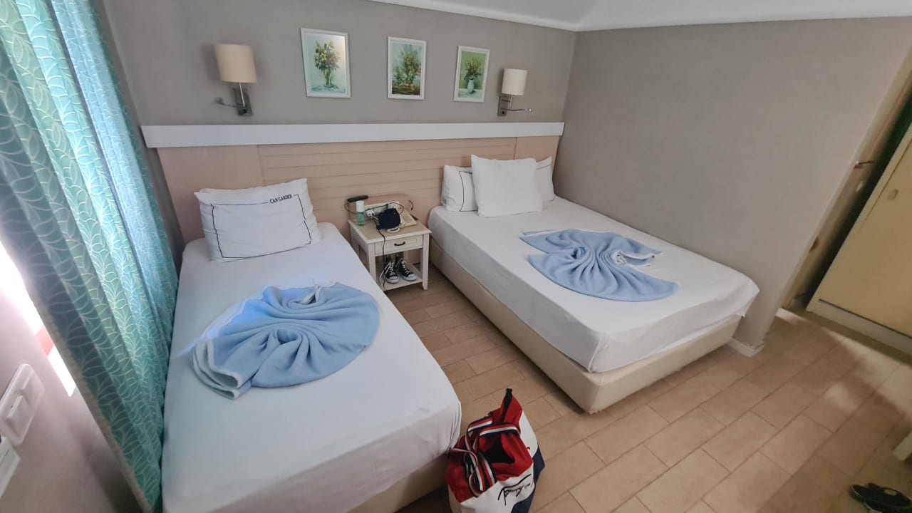 Zimmer Can Garden Beach