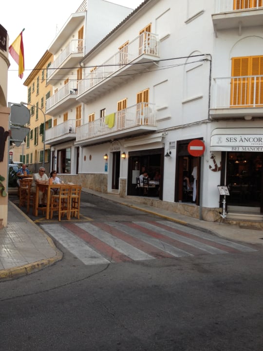 Eingang Hostal Cala Ratjada