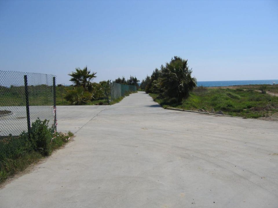 Weg zum Strand teil 2 Club Grand Aqua