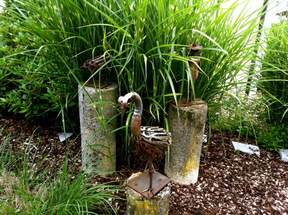 Stilleben im Garten Landhotel Brandlhof