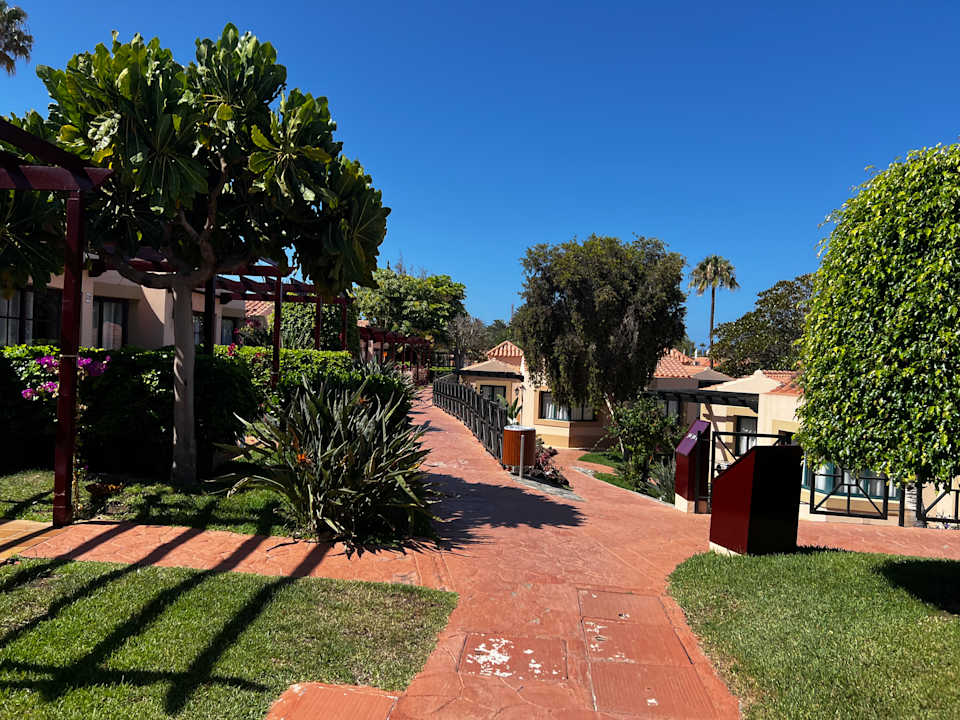 Gartenanlage allsun Hotel Esplendido