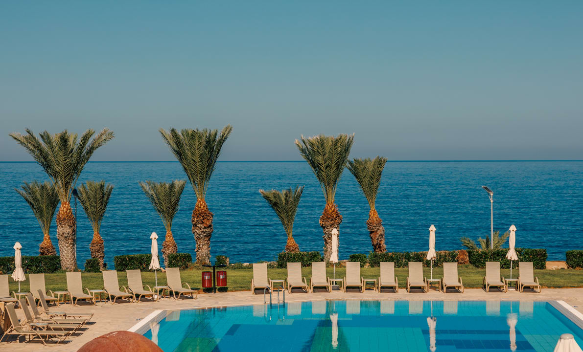 Pool Atlantica Akteon