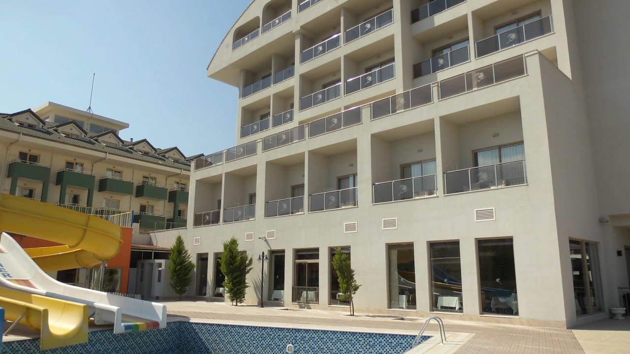 Ein Teil der vieln Zimmertrakte Seher Resort & Spa