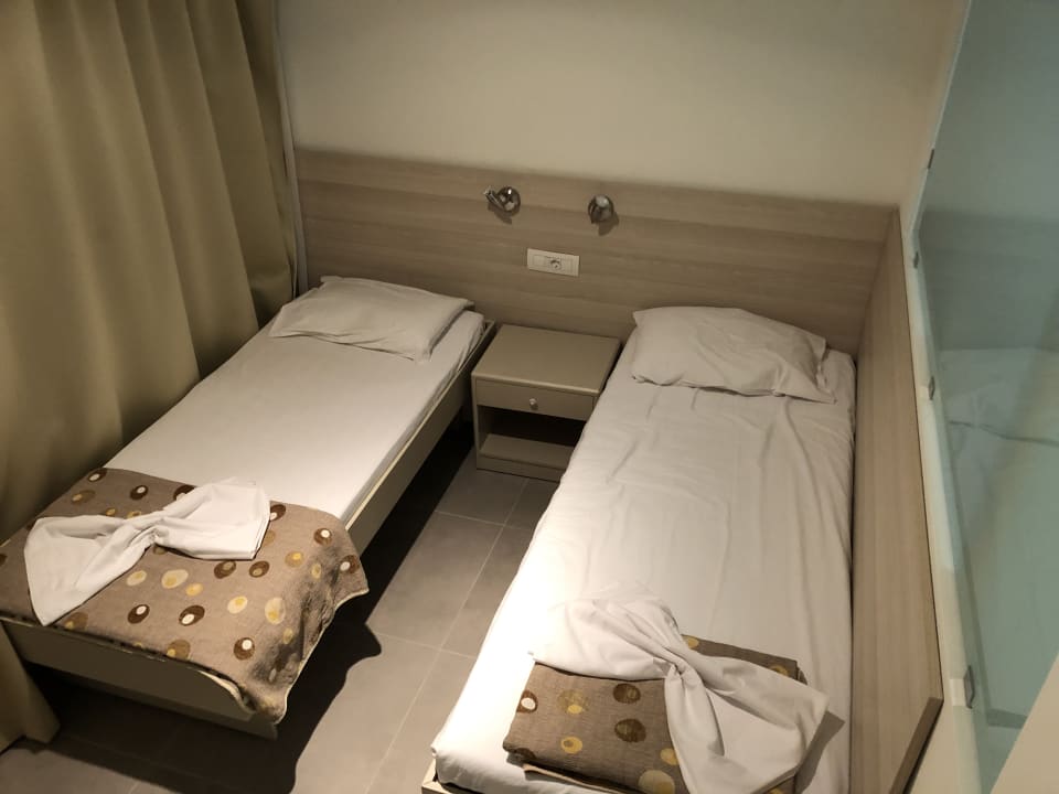 Zimmer Niriides Hotel