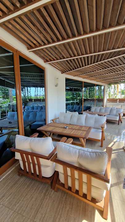 Lobby Hane Family Resort