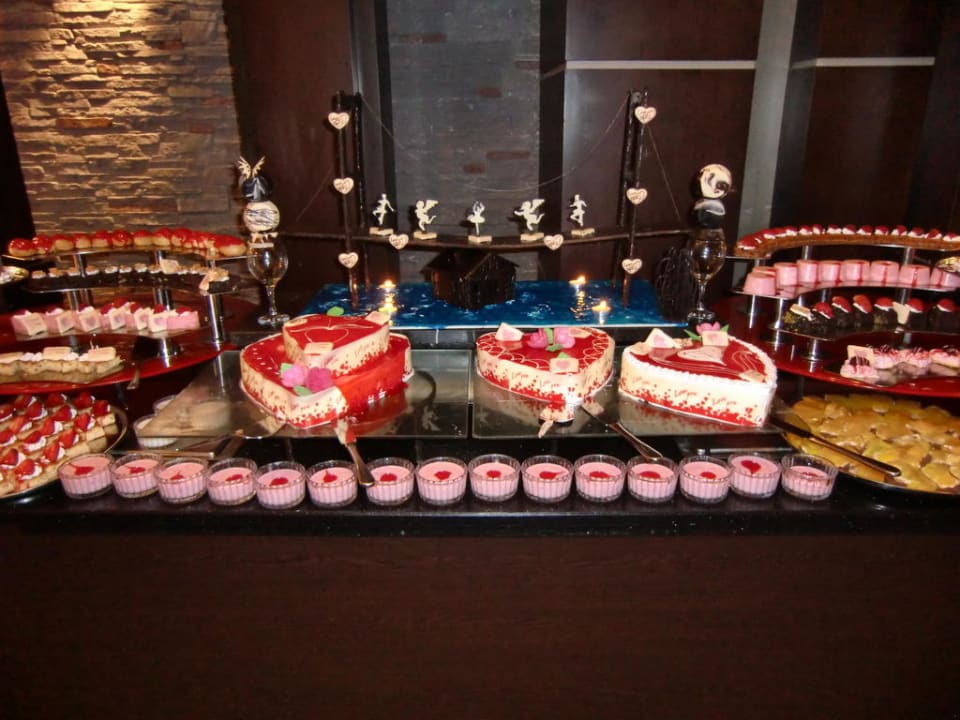 Dessert - Süßspeisen Limak Lara Deluxe Hotel & Resort