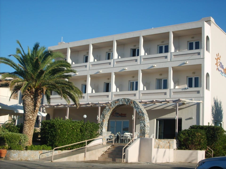 Hotel z przodu Solimar Dias Hotel