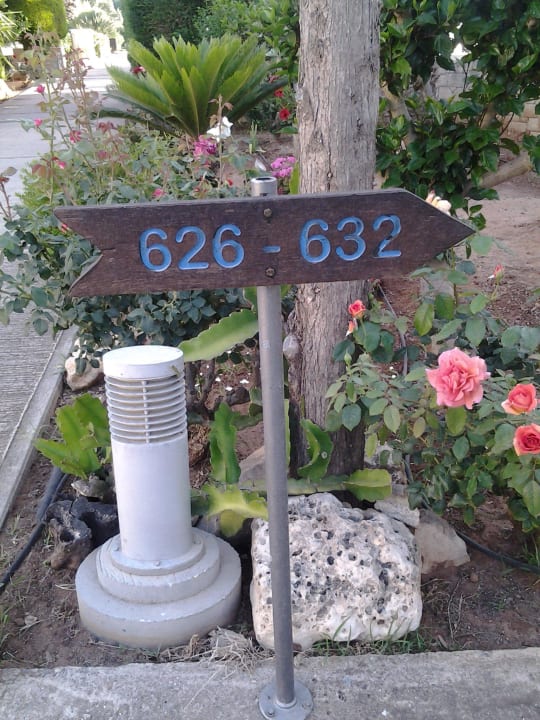 Wegweiser zum Bungalows 626-632 Phãea Cretan Malia