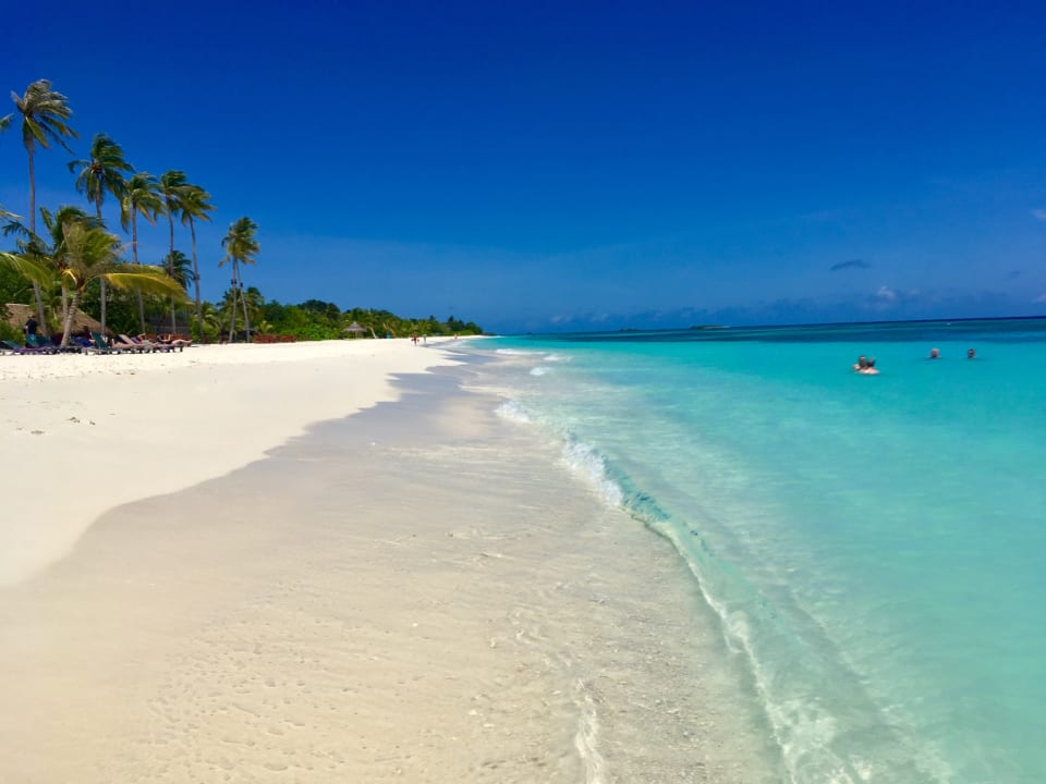 Strand Kuredu Island Resort & Spa