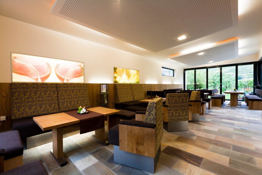 Panorama Lounge  Weingut Donabaum & Boutiquehotel Das WeinSpitz