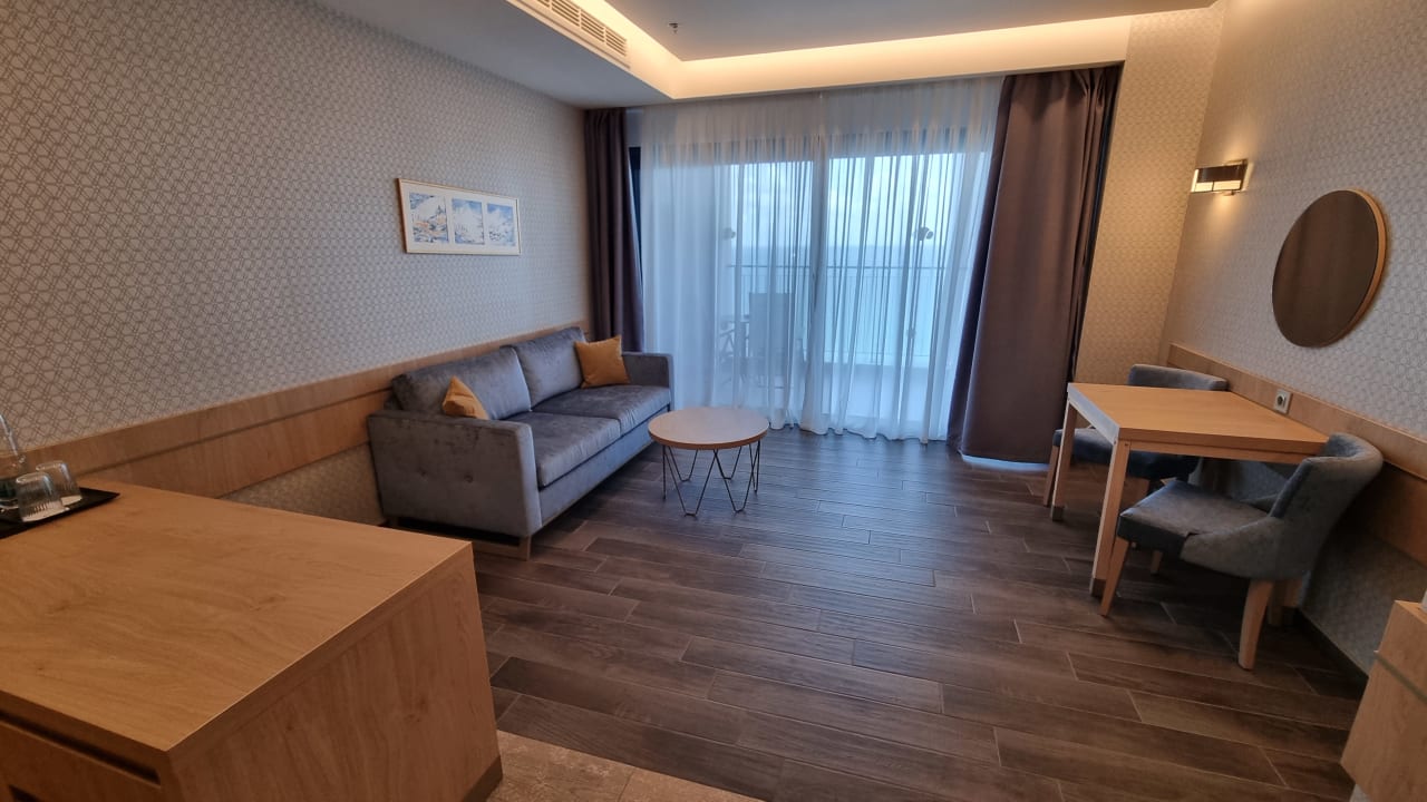 Zimmer Secrets Sunny Beach Resort & Spa