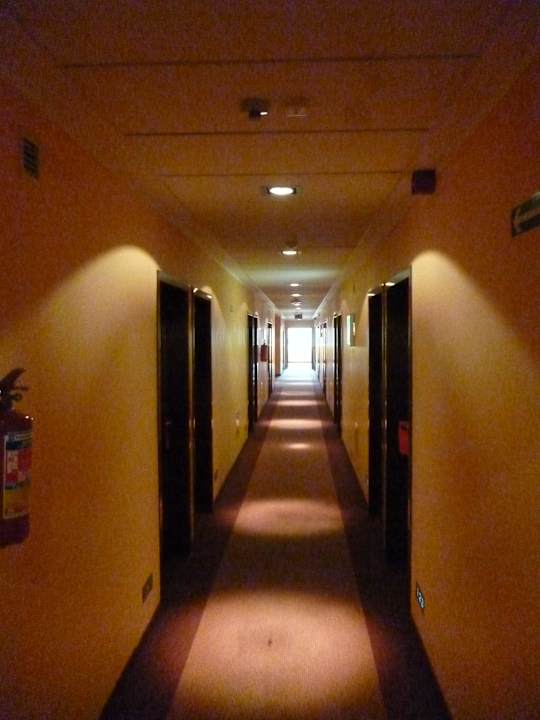 Korytarz Desilva Inn Katowice Airport