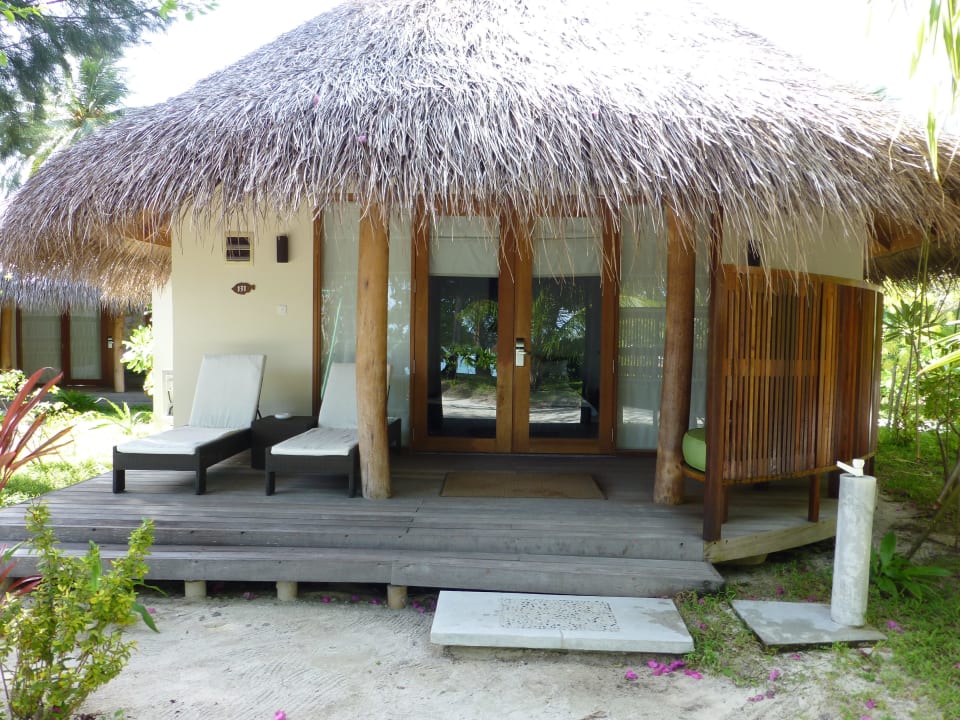 Beach Villa mit Jacuzzi 131 Kuramathi Maldives