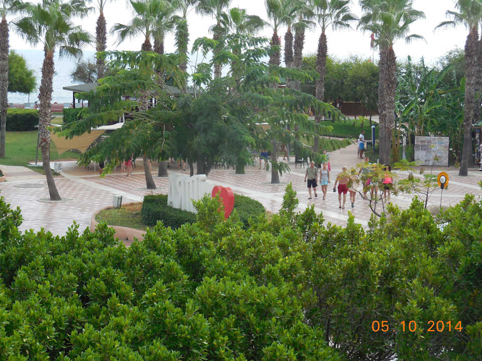 По дороге к морю Limak Limra Hotel & Resort