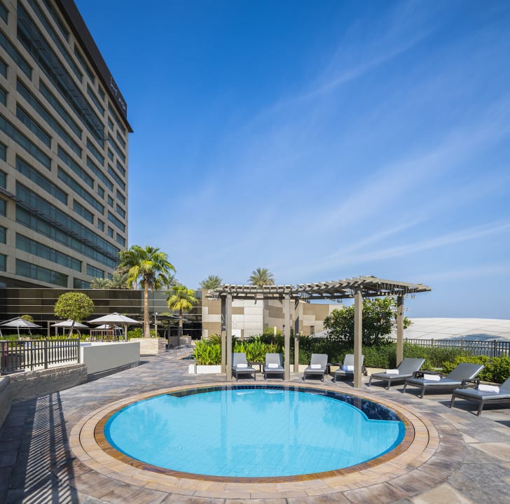 Pool Swissotel Al Ghurair Dubai