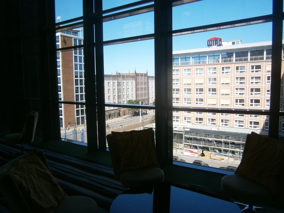 Sitzecken in den Etagen ScanHotels City Rostock