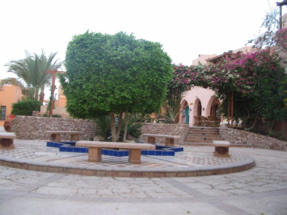 Brunnen im Innenhof Sultan Bey Hotel, El Gouna
