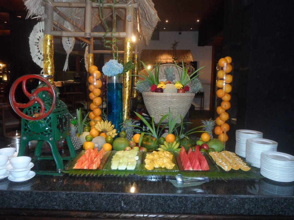 Dessertbuffet The Laguna A Luxury Collection Resort & Spa