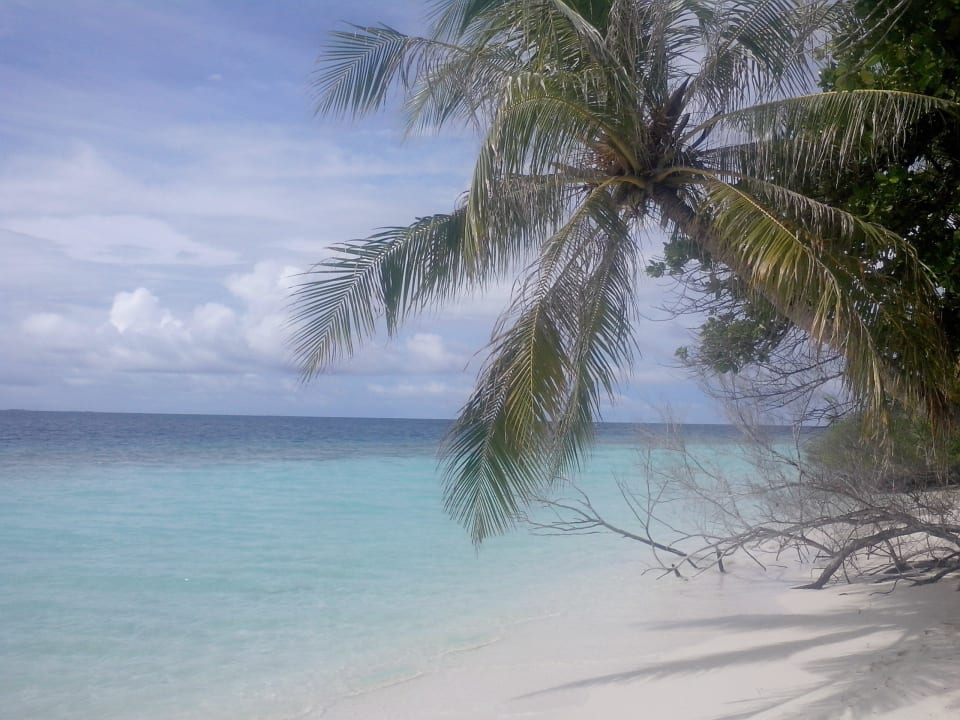 Strand Embudu Village