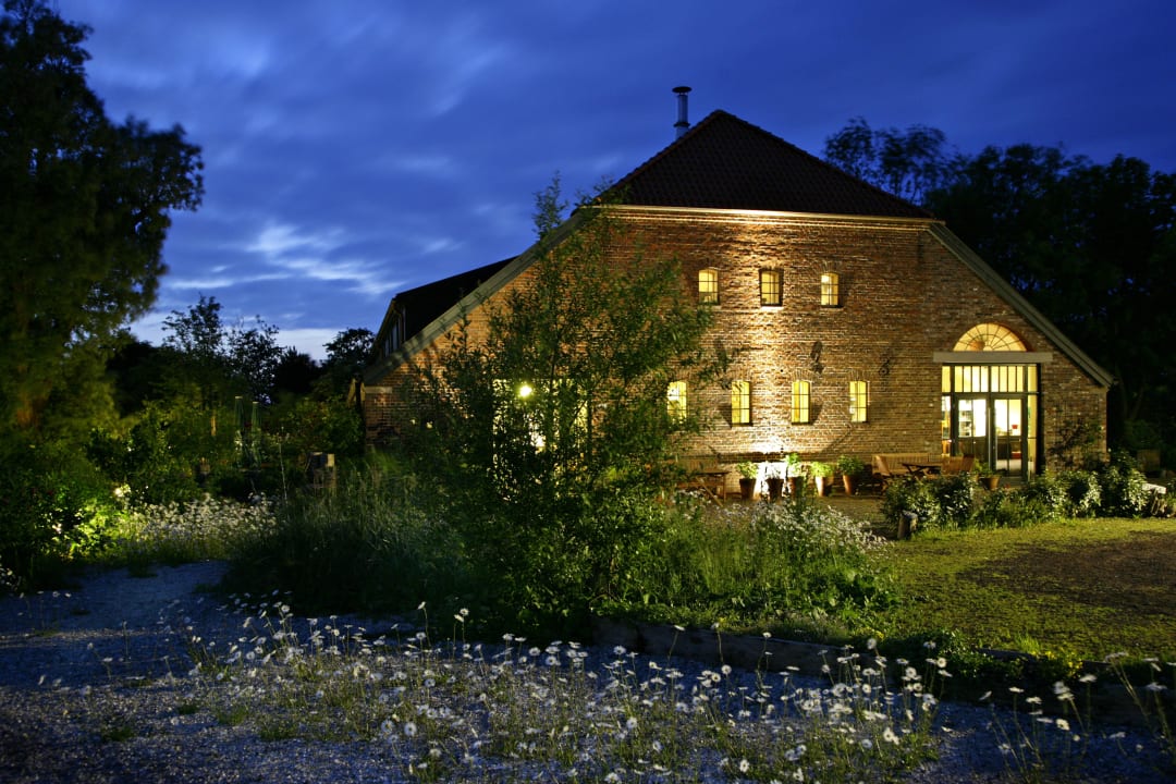 Abend über dem NAKUK NAKUK | Das Friesische Landhotel