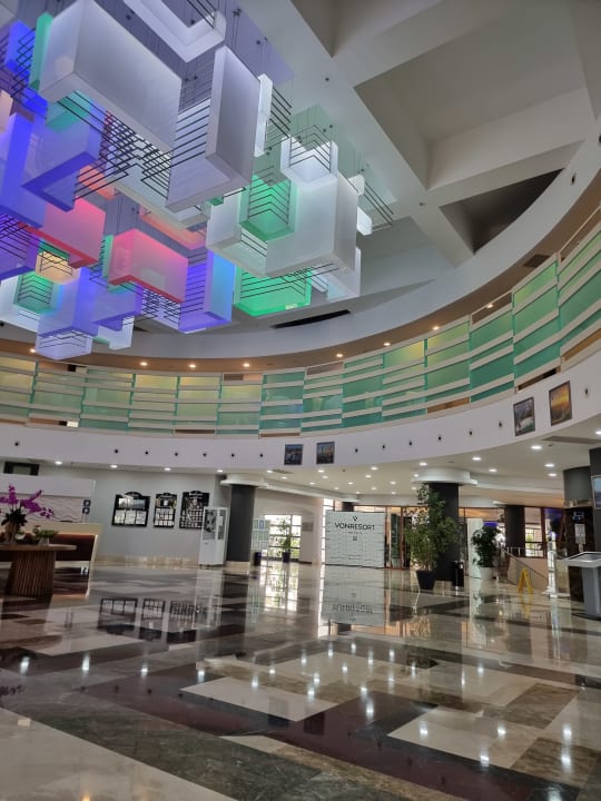 Lobby VONRESORT Golden Coast