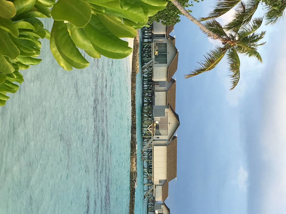 Außenansicht Centara Ras Fushi Resort & Spa Maldives