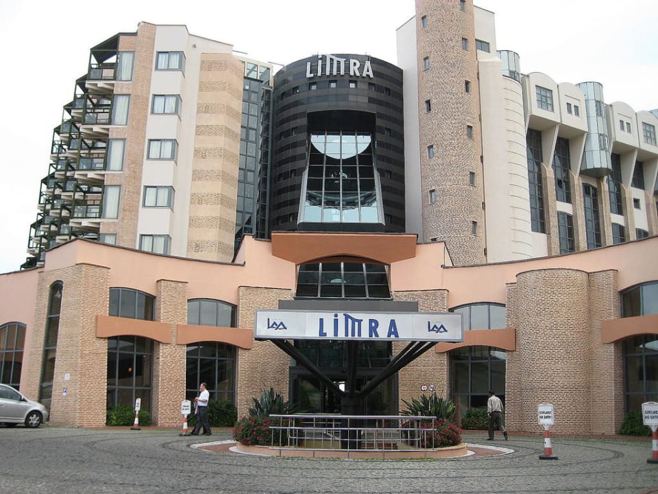 Hotel-Eingang Limak Limra Hotel & Resort