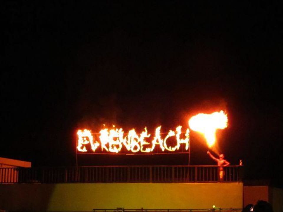 Feuerwerk  Sunis Evren Beach Resort Hotel & Spa