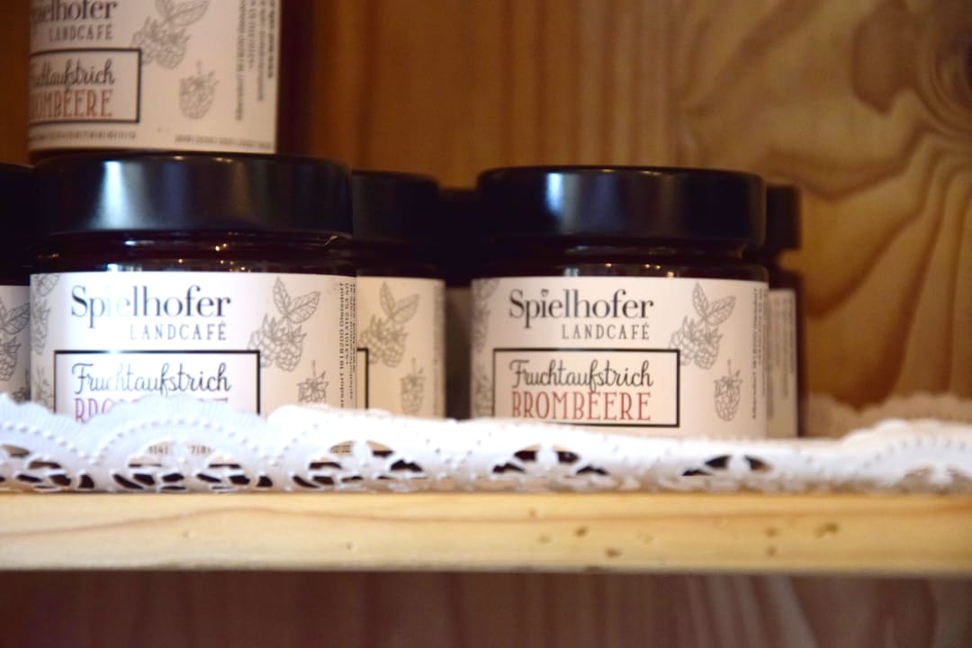 Gastro Land Cafe Spielhofer - Cafe &  Gästezimmer