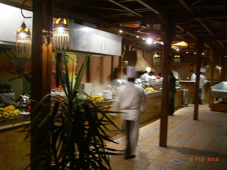 Around the World Restaurant SUNRISE Royal Makadi Resort