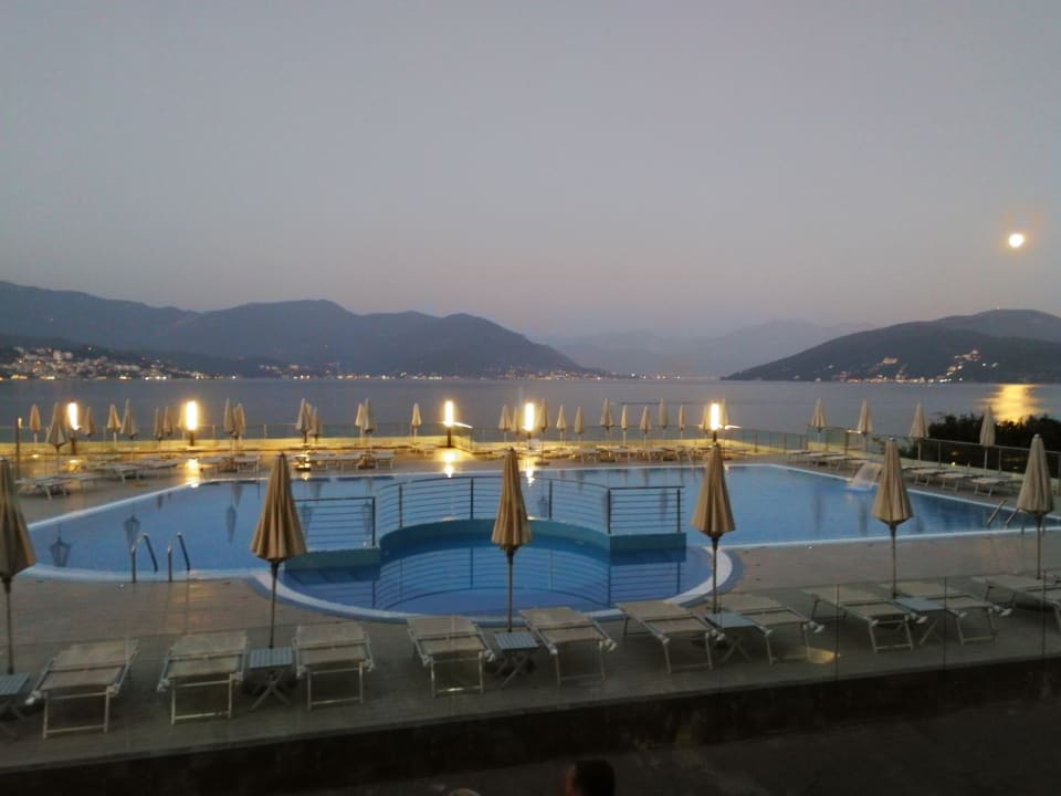 Pool Iberostar Waves Herceg Novi