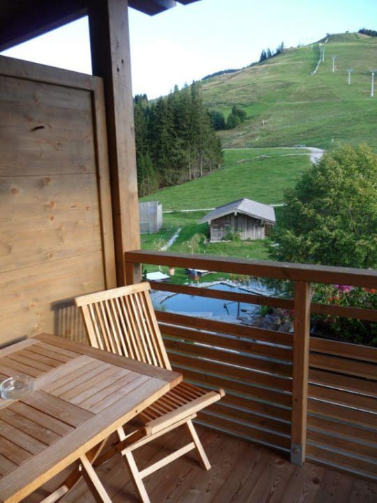 Balkon unseres Zimmers Holzhotel Forsthofalm